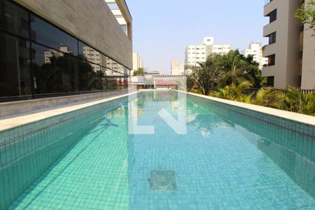 Apartamento à venda com 74m², 2 quartos e 2 vagasÁrea Comum - Piscina