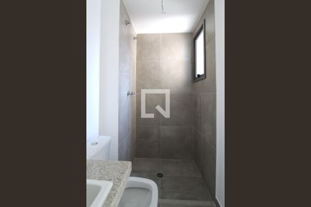 Apartamento à venda com 74m², 2 quartos e 2 vagasBanheiro da Suíte 1