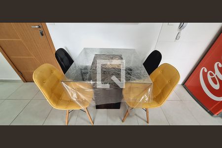 Detalhe Sala de apartamento para alugar com 2 quartos, 55m² em Mirim, Praia Grande