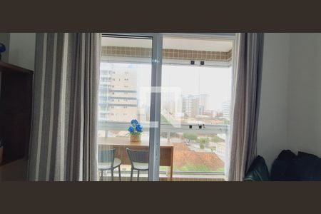 Vista da Sala de apartamento para alugar com 2 quartos, 55m² em Mirim, Praia Grande