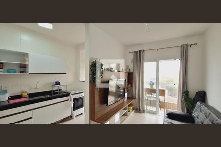 Sala de apartamento para alugar com 2 quartos, 55m² em Mirim, Praia Grande