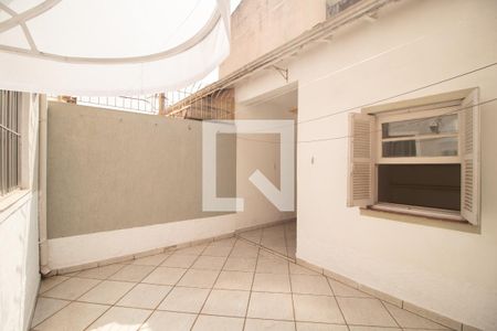 Quintal de casa para alugar com 2 quartos, 100m² em Vila Constança, São Paulo