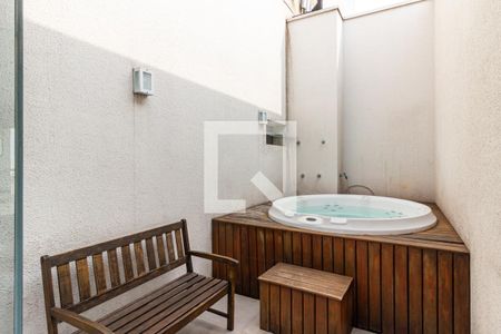 Apartamento à venda com 52m², 1 quarto e 2 vagasJacuzzi