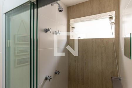 Apartamento à venda com 52m², 1 quarto e 2 vagasBanheiro
