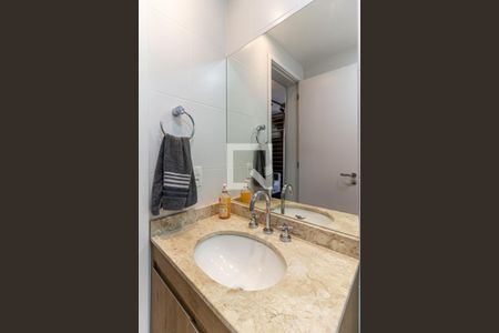 Apartamento à venda com 52m², 1 quarto e 2 vagasBanheiro