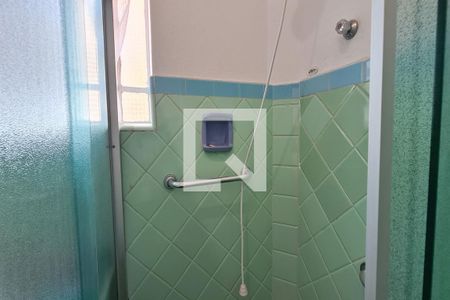 Casa à venda com 325m², 2 quartos e 6 vagasBanheiro 1