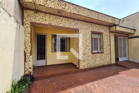 Casa à venda com 325m², 2 quartos e 6 vagasGaragem