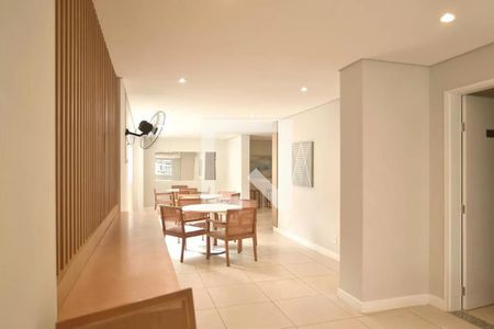 Apartamento para alugar com 32m², 1 quarto e 1 vagaÁrea comum - Salão de festas