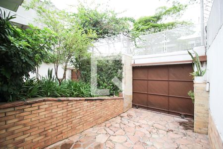 Casa à venda com 269m², 3 quartos e 3 vagasGaragem