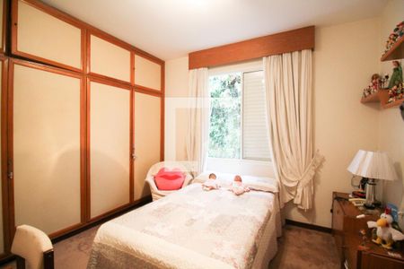 Casa à venda com 269m², 3 quartos e 3 vagasQuarto 2