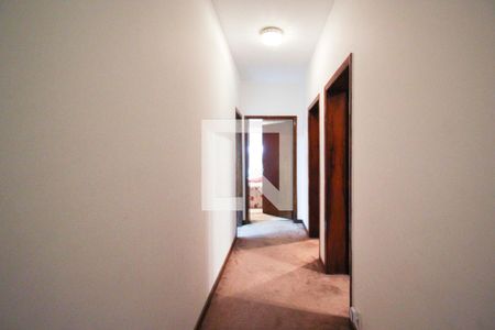 Casa à venda com 269m², 3 quartos e 3 vagasBanheiro Corredor