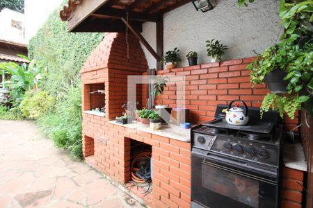 Casa à venda com 269m², 3 quartos e 3 vagasChurrasqueira