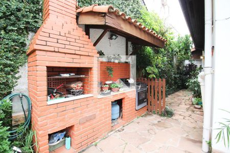 Casa à venda com 269m², 3 quartos e 3 vagasChurrasqueira