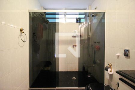 Casa à venda com 269m², 3 quartos e 3 vagasBanheiro de Suíte 