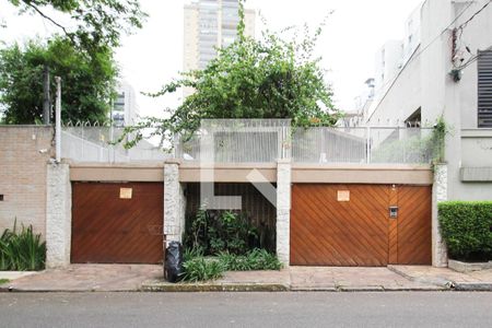 Casa à venda com 269m², 3 quartos e 3 vagasFachada