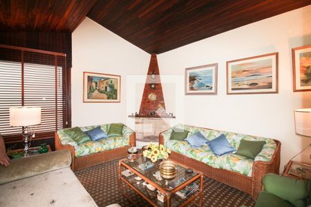 Casa à venda com 269m², 3 quartos e 3 vagasSala 2 