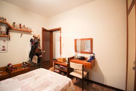 Casa à venda com 269m², 3 quartos e 3 vagasQuarto 2