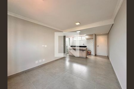 Sala de apartamento para alugar com 1 quarto, 50m² em Vila Assunção, Santo André
