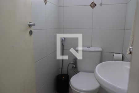 Casa à venda com 200m², 3 quartos e 3 vagasBanheiro