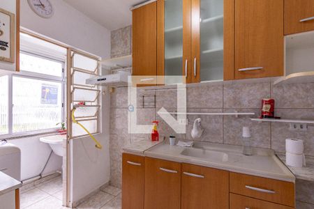 Apartamento à venda com 57m², 2 quartos e 1 vaga Apartamento à venda com 57m², 2 quartos e 1 vagaCozinha