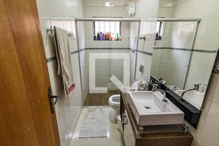 Casa à venda com 333m², 3 quartos e 2 vagasBanheiro