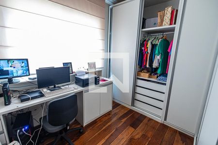 Casa à venda com 333m², 3 quartos e 2 vagasQuarto 3