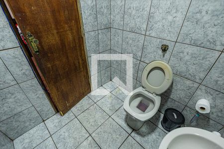 Casa à venda com 333m², 3 quartos e 2 vagasBanheiro