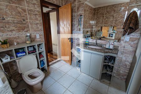 Casa à venda com 333m², 3 quartos e 2 vagasSuite e hidro