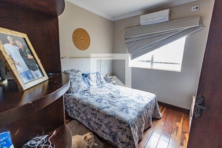 Casa à venda com 333m², 3 quartos e 2 vagasQuarto 1 / suite