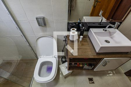 Casa à venda com 333m², 3 quartos e 2 vagasBanheiro