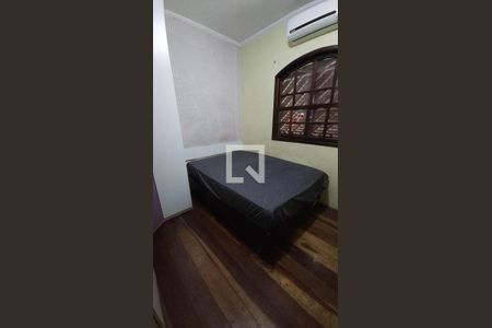 Casa para alugar com 300m², 4 quartos e 4 vagas Casa para alugar com 300m², 4 quartos e 4 vagasQuarto 2