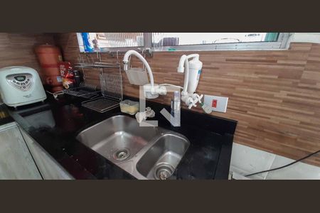 Casa à venda com 80m², 2 quartos e 2 vagasCozinha