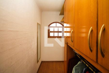 Casa à venda com 170m², 3 quartos e 2 vagas Casa à venda com 170m², 3 quartos e 2 vagasCloset