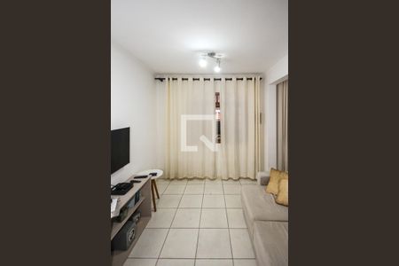Sala de casa à venda com 3 quartos, 170m² em Parque Residencial Oratorio, São Paulo