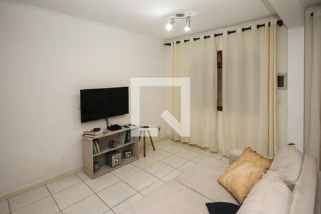 Sala de casa à venda com 3 quartos, 170m² em Parque Residencial Oratorio, São Paulo