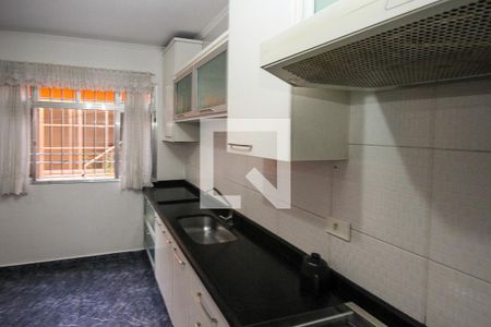 Casa à venda com 170m², 3 quartos e 2 vagas Casa à venda com 170m², 3 quartos e 2 vagasCozinha