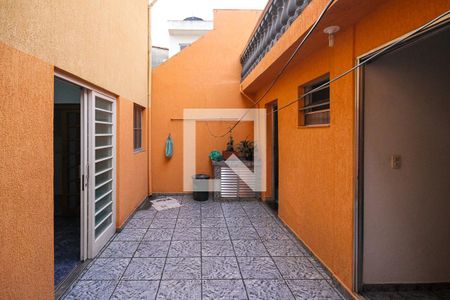 Casa à venda com 170m², 3 quartos e 2 vagas Casa à venda com 170m², 3 quartos e 2 vagasQuintal