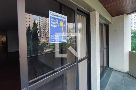 Apartamento à venda com 320m², 4 quartos e 2 vagas Apartamento à venda com 320m², 4 quartos e 2 vagasPLACA INSTALADA NO IMÓVEL