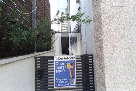 Casa à venda com 100m², 2 quartos e 3 vagas Casa à venda com 100m², 2 quartos e 3 vagasPlaca