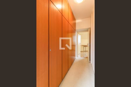 Apartamento à venda com 325m², 3 quartos e 3 vagasCloset