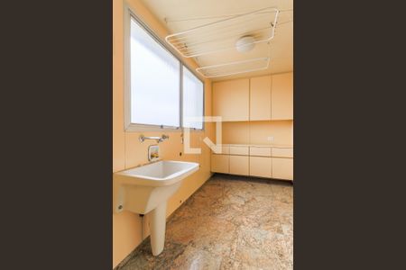 Apartamento à venda com 325m², 3 quartos e 3 vagasÁrea de Serviço 1