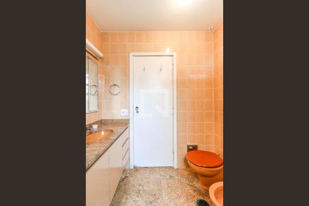 Apartamento à venda com 325m², 3 quartos e 3 vagasBanheiro da Suíte 