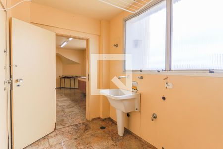 Apartamento à venda com 325m², 3 quartos e 3 vagasÁrea de Serviço 1