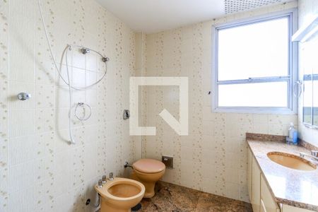 Apartamento à venda com 325m², 3 quartos e 3 vagasBanheiro