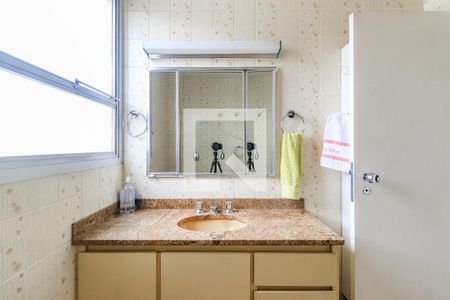 Apartamento à venda com 325m², 3 quartos e 3 vagasBanheiro