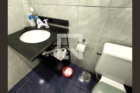 Casa à venda com 1661m², 3 quartos e 6 vagas Casa à venda com 1661m², 3 quartos e 6 vagasBanheiro da Suíte 3