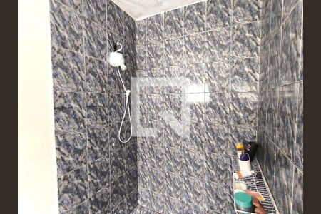 Casa à venda com 1661m², 3 quartos e 6 vagas Casa à venda com 1661m², 3 quartos e 6 vagasBanheiro da Suíte 1