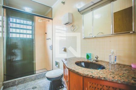 Banheiro da Suíte de casa à venda com 4 quartos, 253m² em Cursino, São Paulo