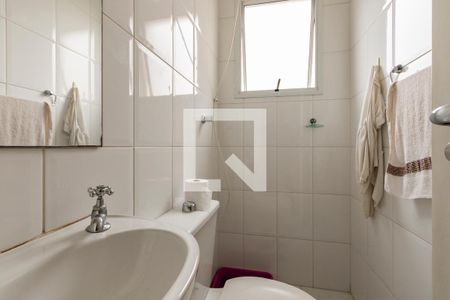Apartamento à venda com 154m², 3 quartos e 3 vagasBanheiro de Serviço