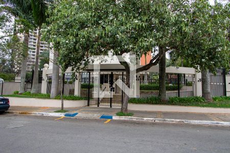 Apartamento à venda com 154m², 3 quartos e 3 vagasFachada
